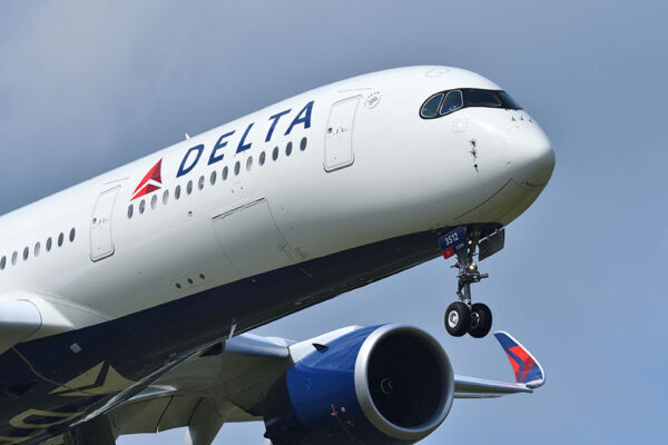 Delta Airlines Rugi US$500 Juta Akibat Pembaruan CrowdStrike Bermasalah