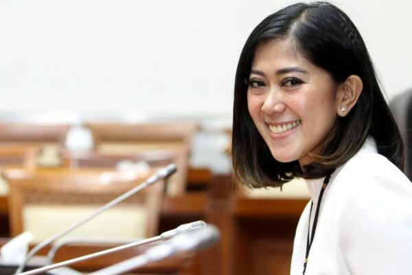 1 NIK Hanya Bisa Didaftarkan Sampai 9 Smartphone di Indonesia