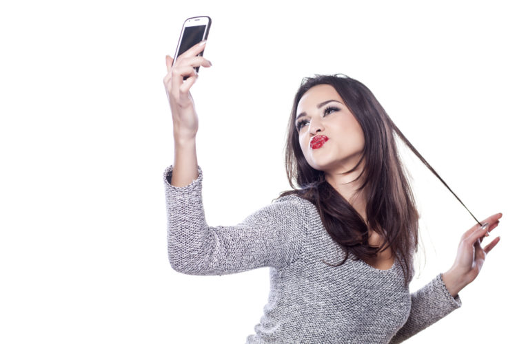 Begini Pendapat Pakar Keamanan Siber Terkait Ancaman Foto Selfie
